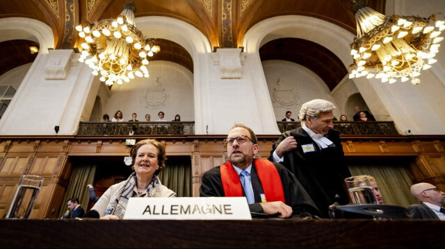 La directrice générale des affaires juridiques de l'Allemagne, Tania von Uslar-Gleichen lors de l'audience à la Cour internationale de justice (CIJ) dans une affaire déposée par le Nicaragua contre l'Allemagne, demandant aux juges d'imposer des mesures d'urgence pour empêcher Berlin de fournir à Israël des armes et d'autres formes d'assistance, à La Haye, aux Pays-Bas, le 8 avril 2024.