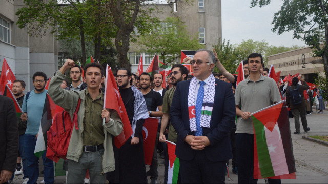 تركيا.. طلاب جامعة "حاجت تبه" يتظاهرون نصرة لغزة