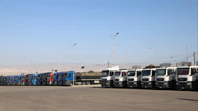 الأردن يرسل 41 شاحنة مساعدات غذائية إلى قطاع غزة