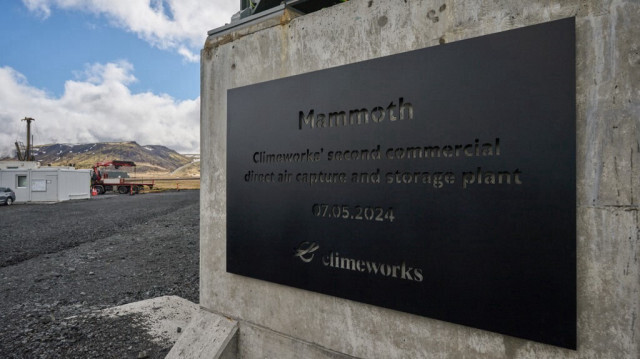 "Mammoth", la nouvelle usine pour le captage du CO2 de la start-up suisse Climeworks, à Hellisheidi, Islande, le 8 mai 2024. 