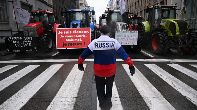 Manifestation organisée par les organisations d'agriculteurs en colère, à Bruxelles, le 26 février 2024. 