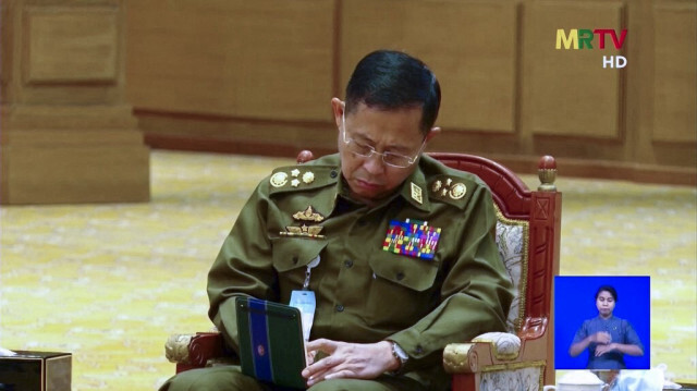 Le général Soe Win, commandant en chef adjoint des services de défense, participant à une réunion présidée par le chef militaire, le général Min Aung Hlaing, à la Fédération des chambres de commerce et d'industrie de l'Union du Myanmar à Naypyidaw, au Myanmar le 3 février 2021.