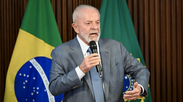 Le président brésilie Lula lors d'une réunion ministérielle d'urgence sur le soutien aux villes touchées par les inondations dans l'État de Rio Grande do Sul au Palais du Planalto, à Brasilia le 13 mai 2024. 