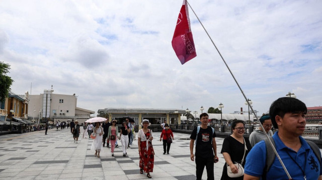 Çin, büyük yolcu gemileriyle gelen turist gruplarına vize muafiyeti getirdi.