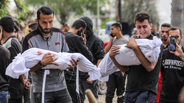 Les corps des enfants Palestiniens tués lors des attaques israéliennes dans la ville de Gaza, le 16 mai 2024.