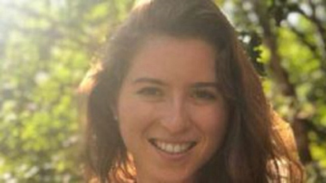 موظفة يهودية بوزارة الداخلية الأمريكية تستقيل بسبب دعم بايدن لإسرائيل