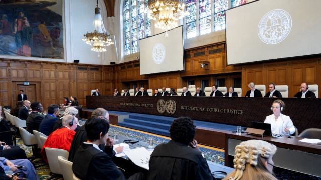 Les magistrats assistent à l'audition de l'équipe juridique de l'Afrique du Sud devant la Cour internationale de justice dans le cadre de l'affaire d'Israël concernant l'offensive de Rafah, à La Haye, le 16 mai 2024.