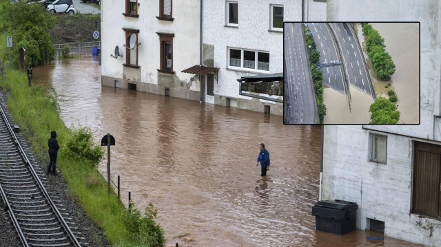 Almanya'da şiddetli yağış sel ve su baskınlarına neden oldu.