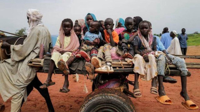 "أطباء بلا حدود" تحذر من تفاقم سوء التغذية بمخيم زمزم شمال دارفور 