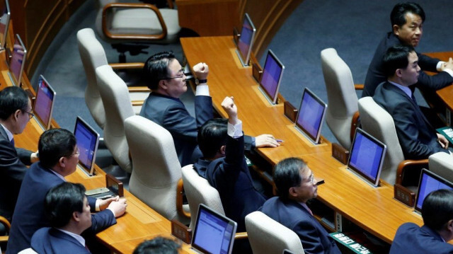 Le parlement sud-coréen a voté un projet de loi pour rouvrir l'enquête sur la bousculade mortelle à Séoul en 2022 lors des festivités d'Halloween.