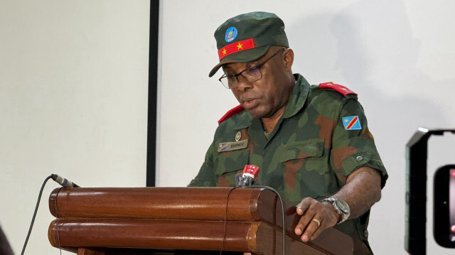 Le porte-parole de l'armée congolaise, Sylvain Ekenge.