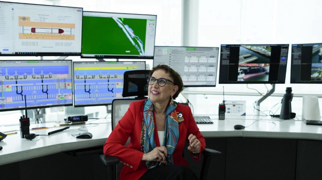 L'économiste costaricienne et secrétaire générale de la Conférence des Nations Unies sur le commerce et le développement (CNUCED), Rebeca Grynspan, lors d'une visite aux écluses de Cocoli sur le canal de Panama, à Panama City, le 19 mai 2024.