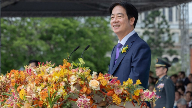 Le président taïwanais Lai Ching-te prononçant son discours inaugural après avoir prêté serment lors de la cérémonie d'investiture dans le bâtiment du bureau présidentiel à Taipei,  le 20 mai 2024.