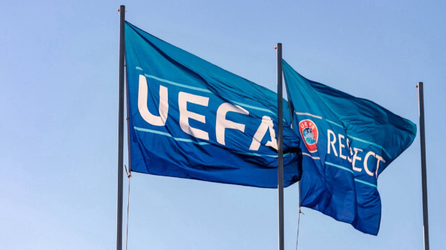 UEFA, iki önemli organizasyonun finalini Türkiye'ye verdi.