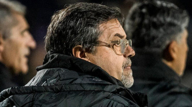 Ricardo Caruso Lombardi, entraîneur du club uruguyen Miramar Misiones, a démissionné suite à des propos racistes tenus contre un arbitre.