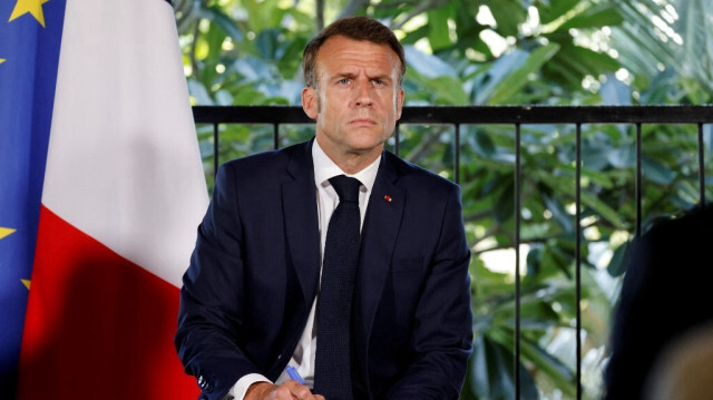 Le président de la République française, Emmanuel Macron lors de sa visite à Nouméa, en Nouvelle-Calédonie, le 23 mai 2024.