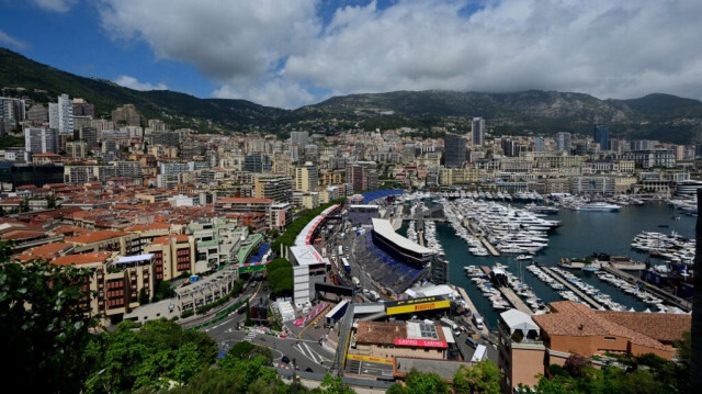 Port de Monte-Carlo et la voie des stands de F1 sur le Circuit de Monaco, quatre jours avant le Grand Prix de Formule 1.