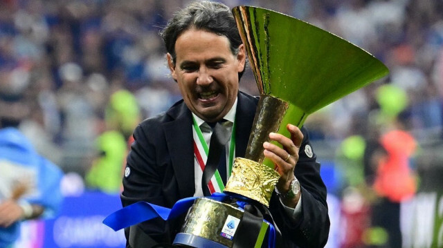 L'entraîneur italien de l'Inter Milan, Simone Inzaghi, élu meilleur entraîneur de la Serie A italienne de la saison 2023-24.