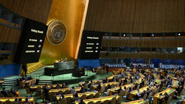  L'Assemblée générale de l'ONU lors du vote sur la création d'une journée internationale de commémoration du génocide de Srebrenica en 1995, au siège de l'Organisation des Nations unies (ONU) à New York, le 23 mai 2024.