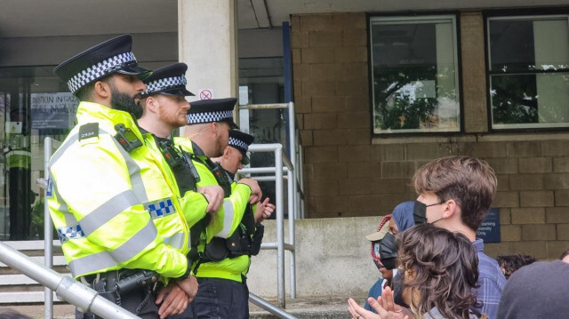 بريطانيا.. اعتقال 16 طالبا خلال اعتصام مؤيد لفلسطين بجامعة أكسفورد