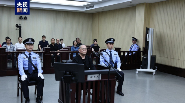 Bai Tianhui, ancien directeur général de China Huarong International Holdings, a été condamné à mort pour avoir accepté des pots-de-vin d'une valeur de 1,1 milliard de yuans (152 millions de dollars).