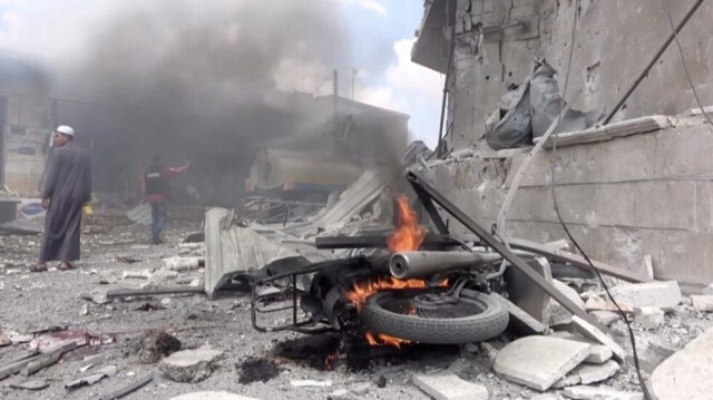  مقتل طفلة وإصابة 10 مدنيين في "غارة إسرائيلية" غربي سوريا