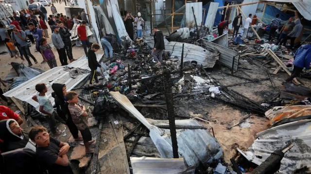 İsrail, Refah'ta çadır kenti vurdu.