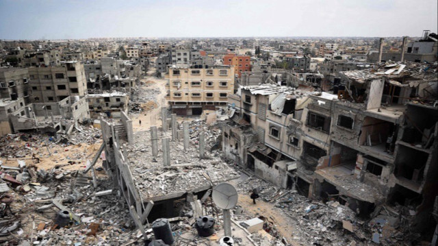 Une vue d'un quartier dévasté à Khan Younès, dans le sud de la bande de Gaza, le 02 mai 2024.