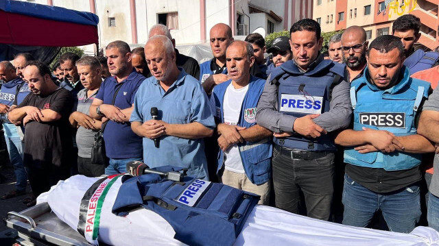 حماس تدعو لتحرك عالمي "يجرم" انتهاكات الاحتلال الإسرائيلي ضد صحفيي فلسطين