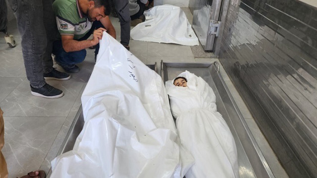 Les corps des Palestiniens tués lors d'une attaque israélienne dans la bande de Gaza.