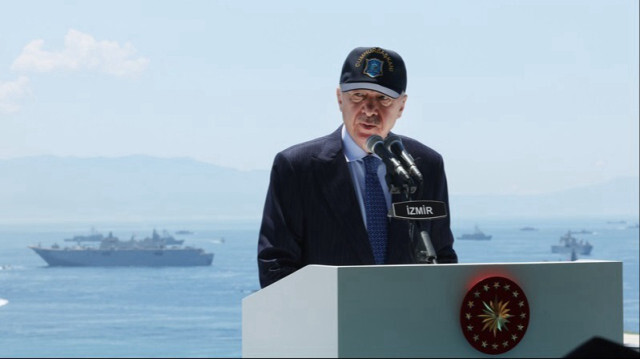 Le Président turc, Recep Tayyip Erdogan assiste à la journée des observateurs distingués de l'exercice militaire turc EFES-2024 à Izmir, en Turkiye,  le 30 mai 2024.