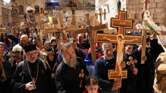 فلسطين.. الحزن يخيم على احتفالات المسيحيين الشرقيين في "سبت النور"