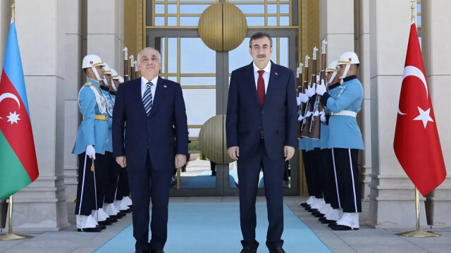 Джевдет Йылмаз принял премьер-министра Азербайджана Али Асадова