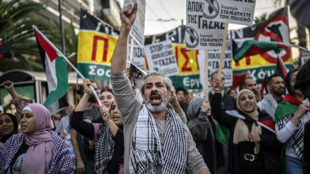 أثينا.. الشرطة اليونانية تفرق متظاهرين داعمين لفلسطين