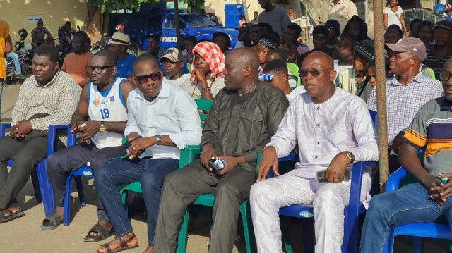 Des membres de l'opposition et de la société civile togolaise lors d'une réunion à Lomé, la capitale du pays.
