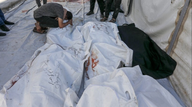 Les corps des Palestiniens qui ont perdu la vie à la suite des attaques israéliennes à Rafah dans la Bande de Gaza, le 07 mai 2024.