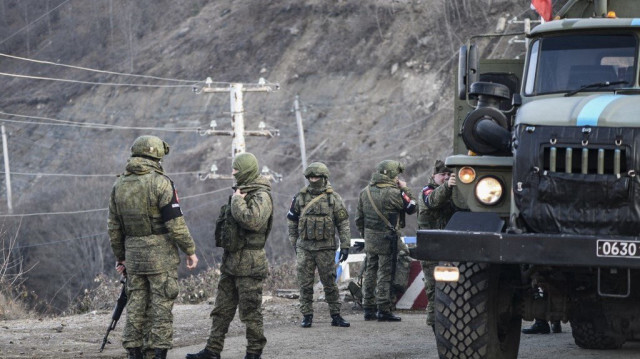 أرمينيا توافق على سحب الجنود الروس من خط التماس مع أذربيجان