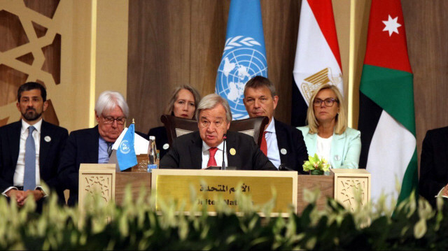 Le Secrétaire général des Nations unies, Antonio Guterres lors de la "Conférence sur la réponse humanitaire d’urgence à Gaza", organisée par la Jordanie et l’Égypte, le 11 juin 2004.