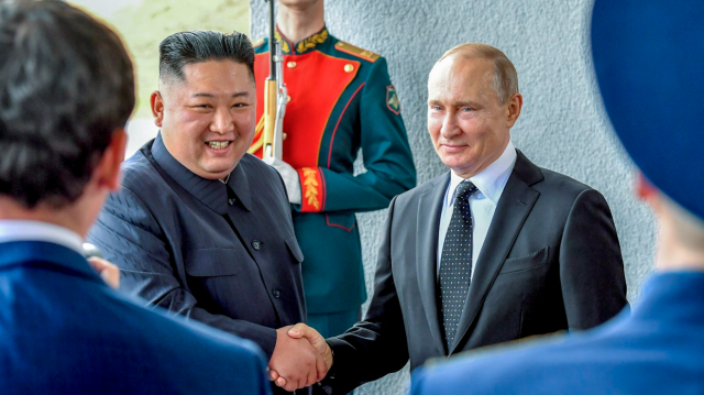 Kim Jong Un - Vladimir Putin (Foto: Arşiv)