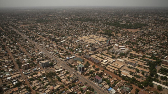 Les autorités du Burkina Faso ont démenti les rumeurs de mutineries au sein de l'armée qui se sont propagées sur les réseaux sociaux.