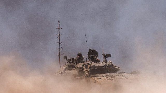 Un char de l'armée israélienne le long de la frontière sud de la bande de Gaza , le 18 juin 2024.