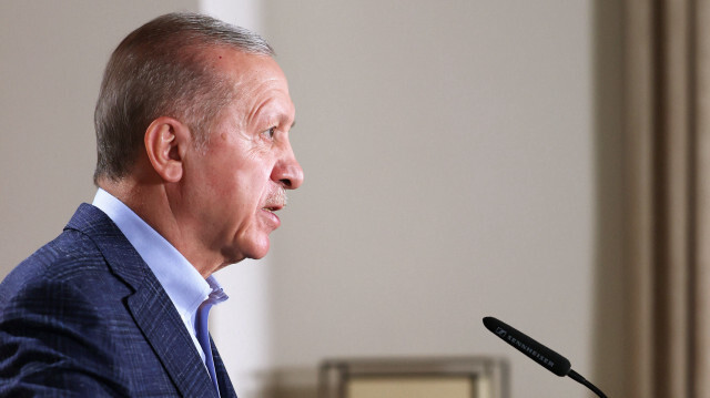 Le président de la République de Türkiye, Recep Tayyip Erdogan, en train de prononcer un discours à l'occasion de l'Aïd al-Adha.