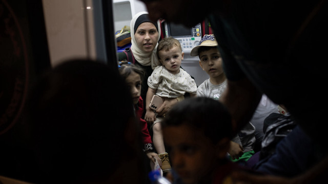 Gazze'de 17 bin çocuğun ailesinden ayrı düşmüş olduğu tahmin ediliyor.