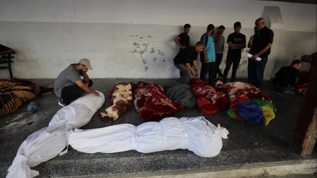 Les corps des Palestiniens tués lors d'une attaque israélienne dans la Bande de Gaza, le 25 juin 2024.