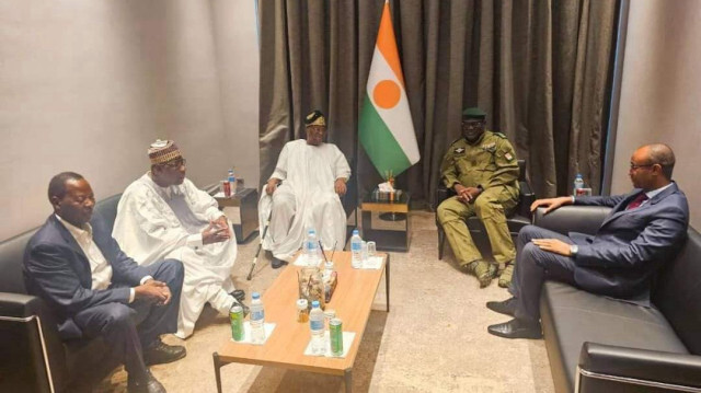 Les anciens présidents Nicéphore Soglo et Yayi Boni à Niamey le 24 juin pour initier une médiation entre le Niger et le Benin.