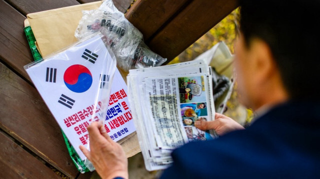 Le transfuge nord-coréen Park Sang-hak considère que les ballons de propagande qu'il envoie dans son pays font partie d'une tradition de guerre psychologique et promet de continuer jusqu'à ce que le régime de Kim Jong Un tombe à Séoul le 25 juin 2024. 