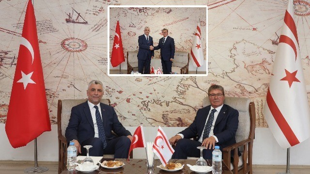 Ticaret Bakanı Ömer Bolat ve KKTC Başbakanı Ünal Üstel