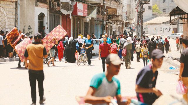 Çok sayıda Filistinli, terör devleti İsrail'in saldırıları nedeniyle yerinden ediliyor.