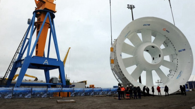 Une hydrolienne (turbine marine à marée), le 18 décembre 2014 à Brest, dans l'ouest de la France.