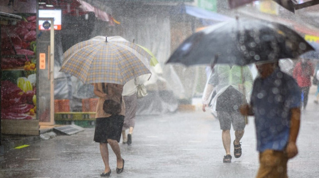 A Gunsan en Corée du Sud, 131,7 mm de pluie sont tombés en une heure mercredi, ce qui représente plus de 10 % des précipitations annuelles moyennes de la région.